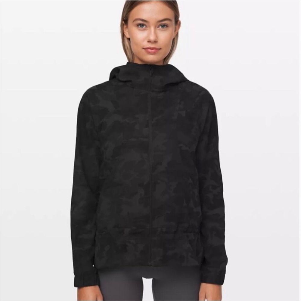 Lululemon Black Camo Pack It Up Hooded Jacket - Picture 2 of 5
